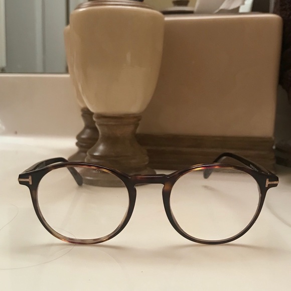 tom ford round frames